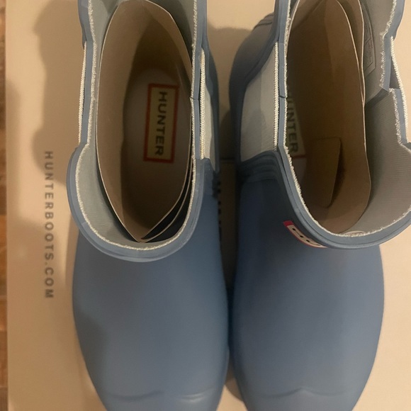 HUNTER Rain Boots in Borrowed Blue - Picture 5 of 5